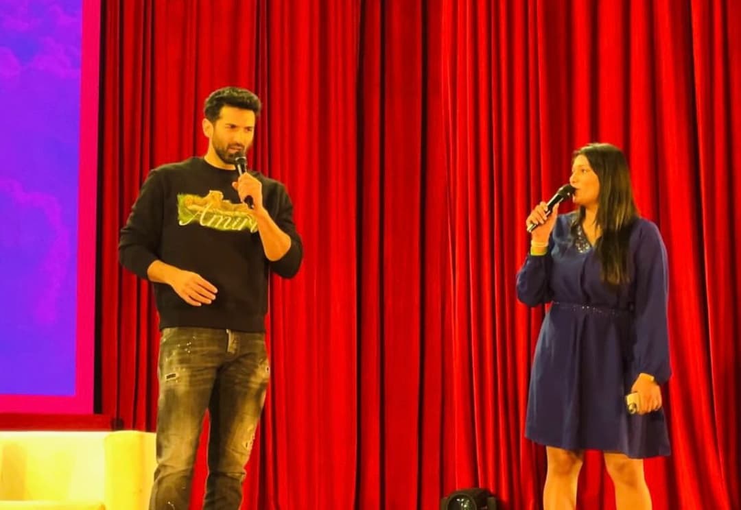 Aditya’s exclusive appearance
at IIT Bombay